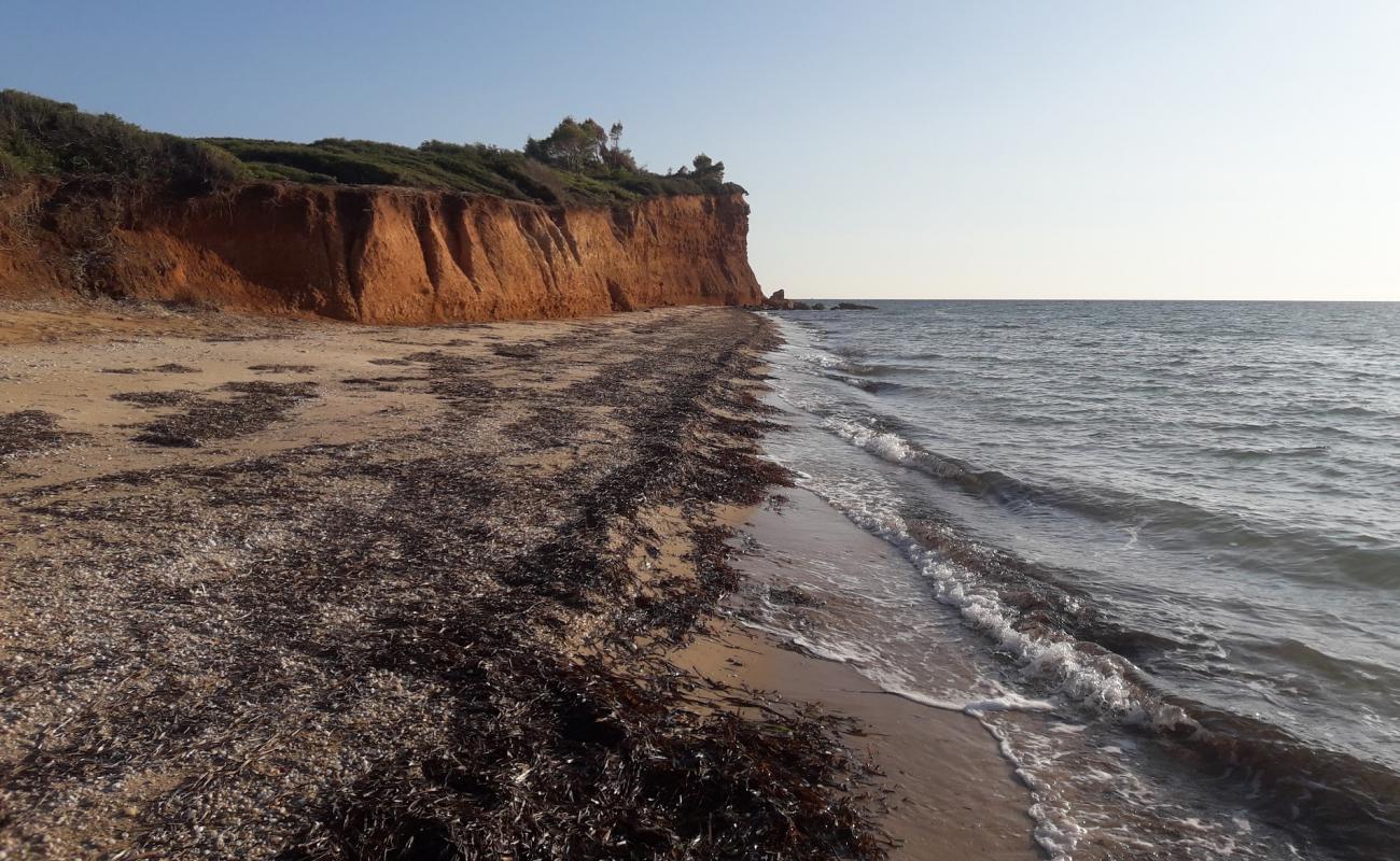 Schimbalaya beach'in fotoğrafı bej kum ve çakıl yüzey ile