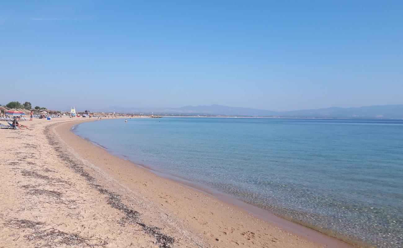 Nea Potidea'in fotoğrafı parlak kum yüzey ile