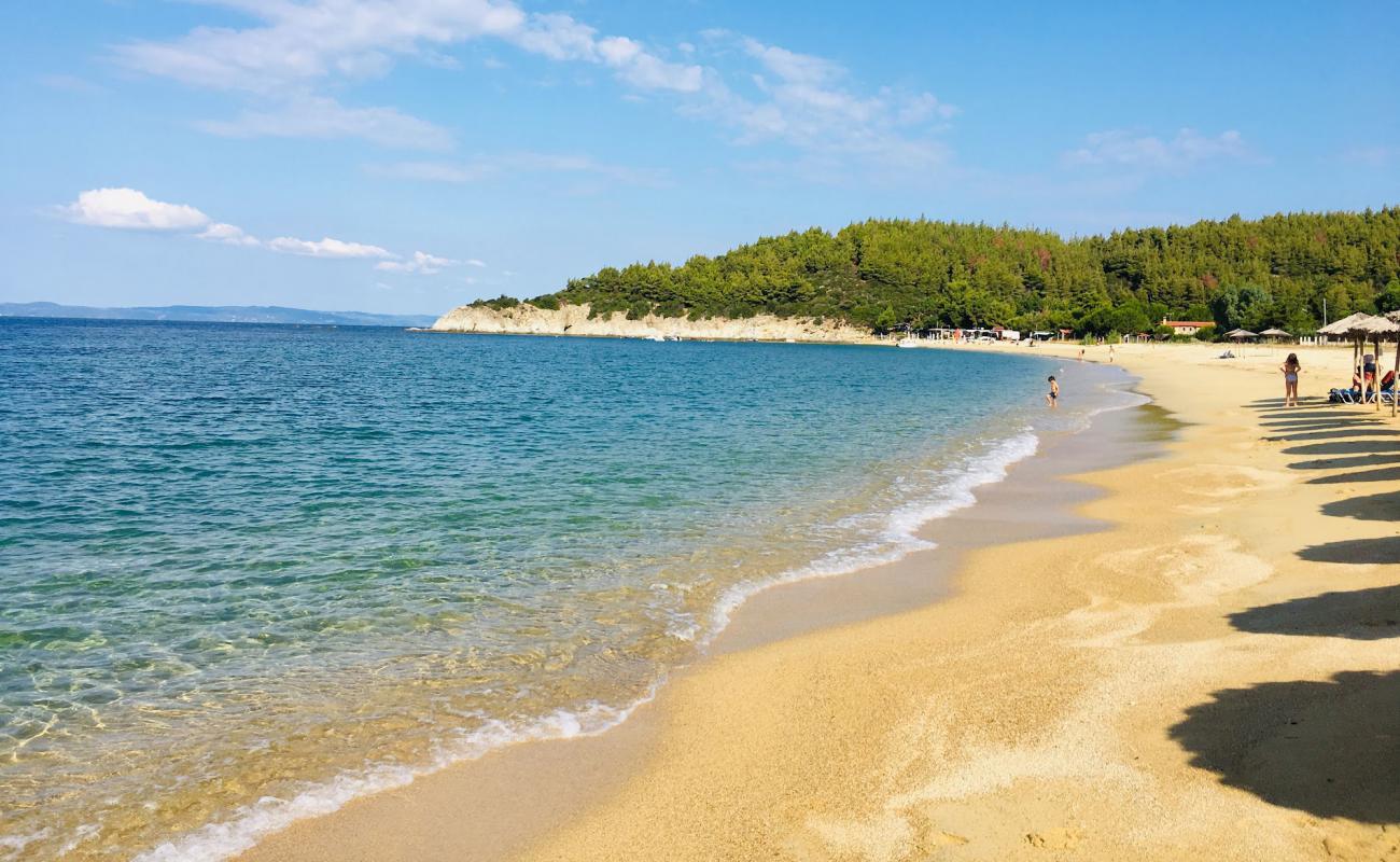 Destenika beach'in fotoğrafı parlak ince kum yüzey ile