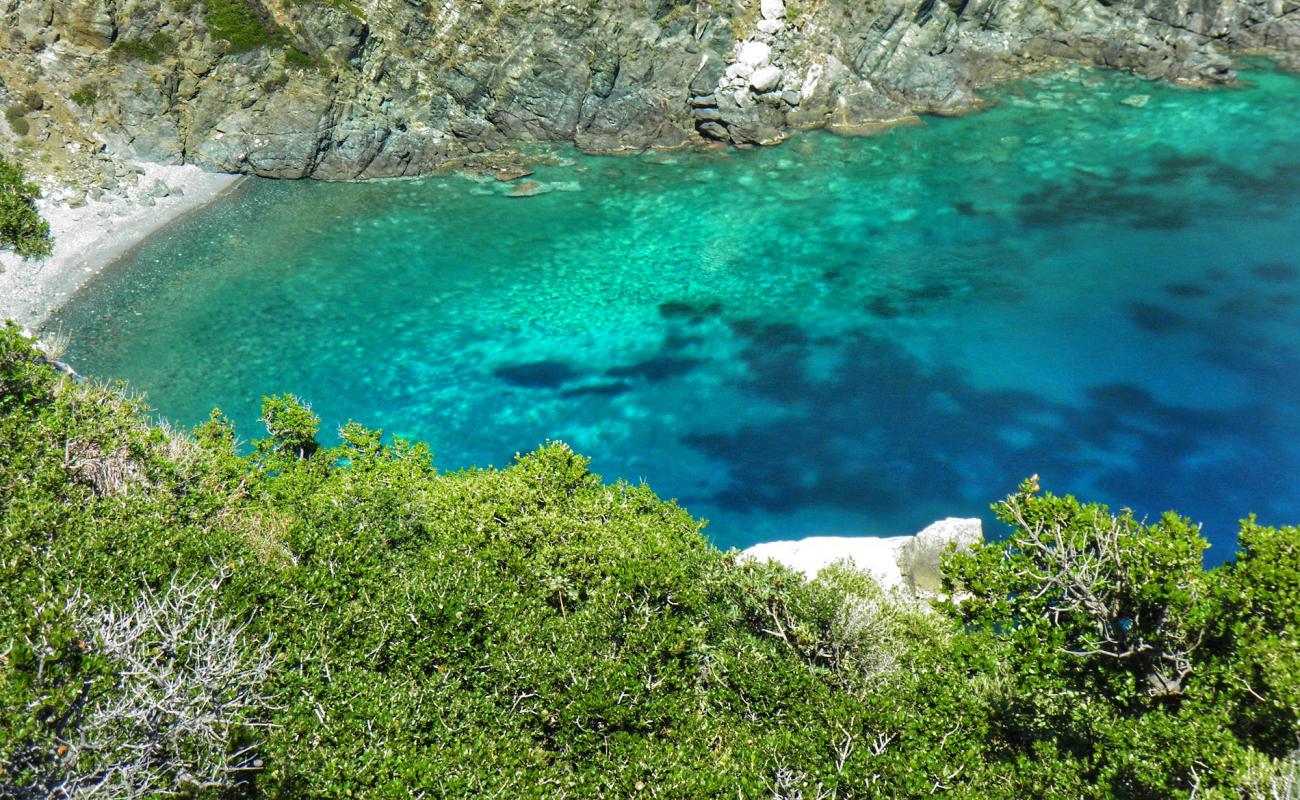 Secret beach II'in fotoğrafı bej çakıl yüzey ile
