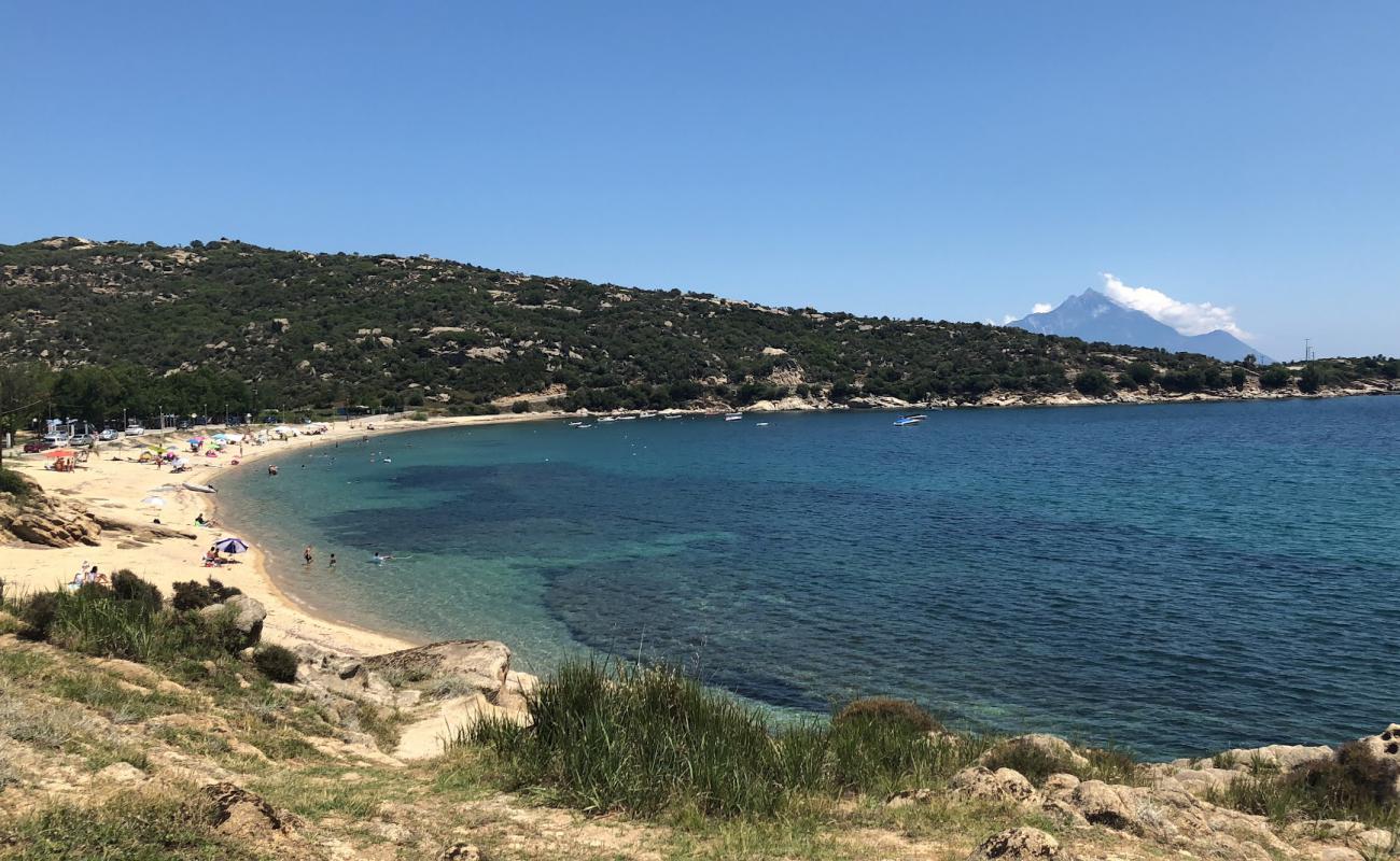 Camping Katerina beach'in fotoğrafı açık bej kum yüzey ile