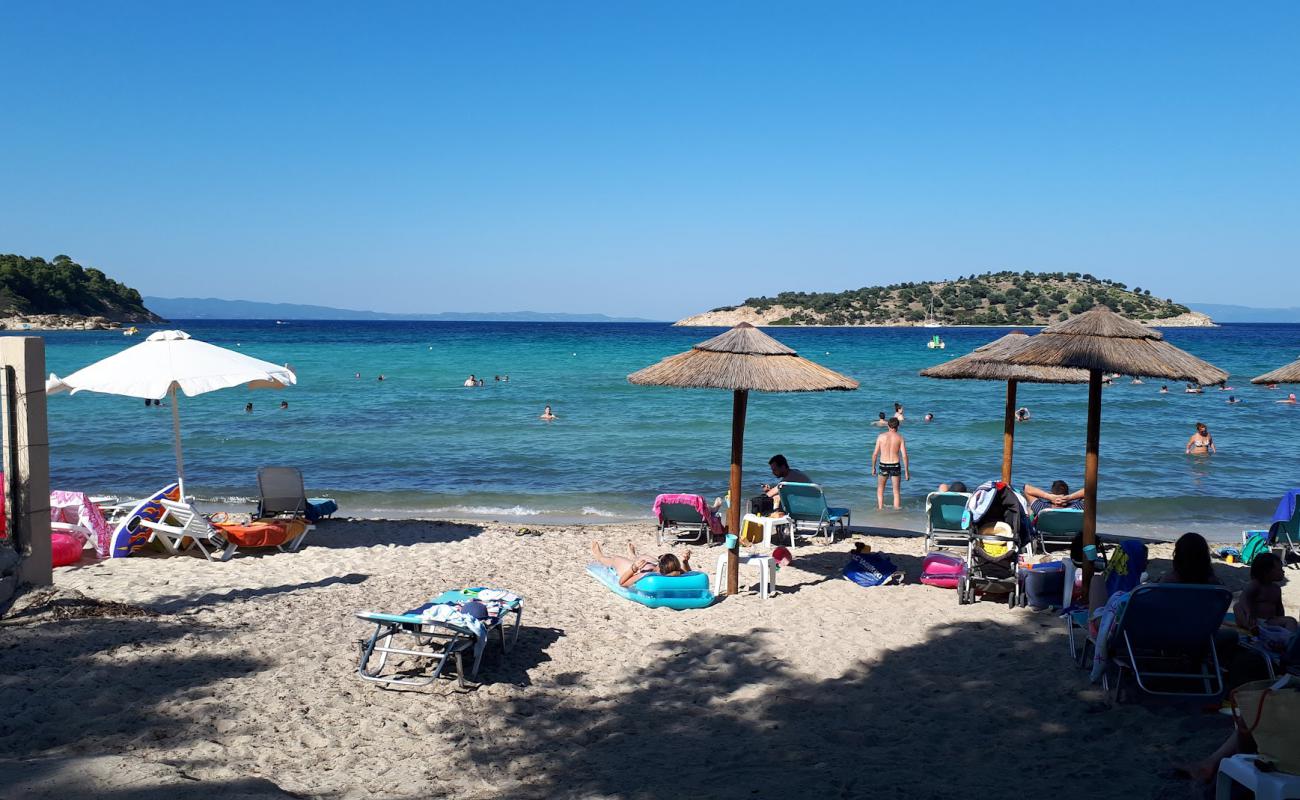 Lagonis beach'in fotoğrafı parlak kum yüzey ile