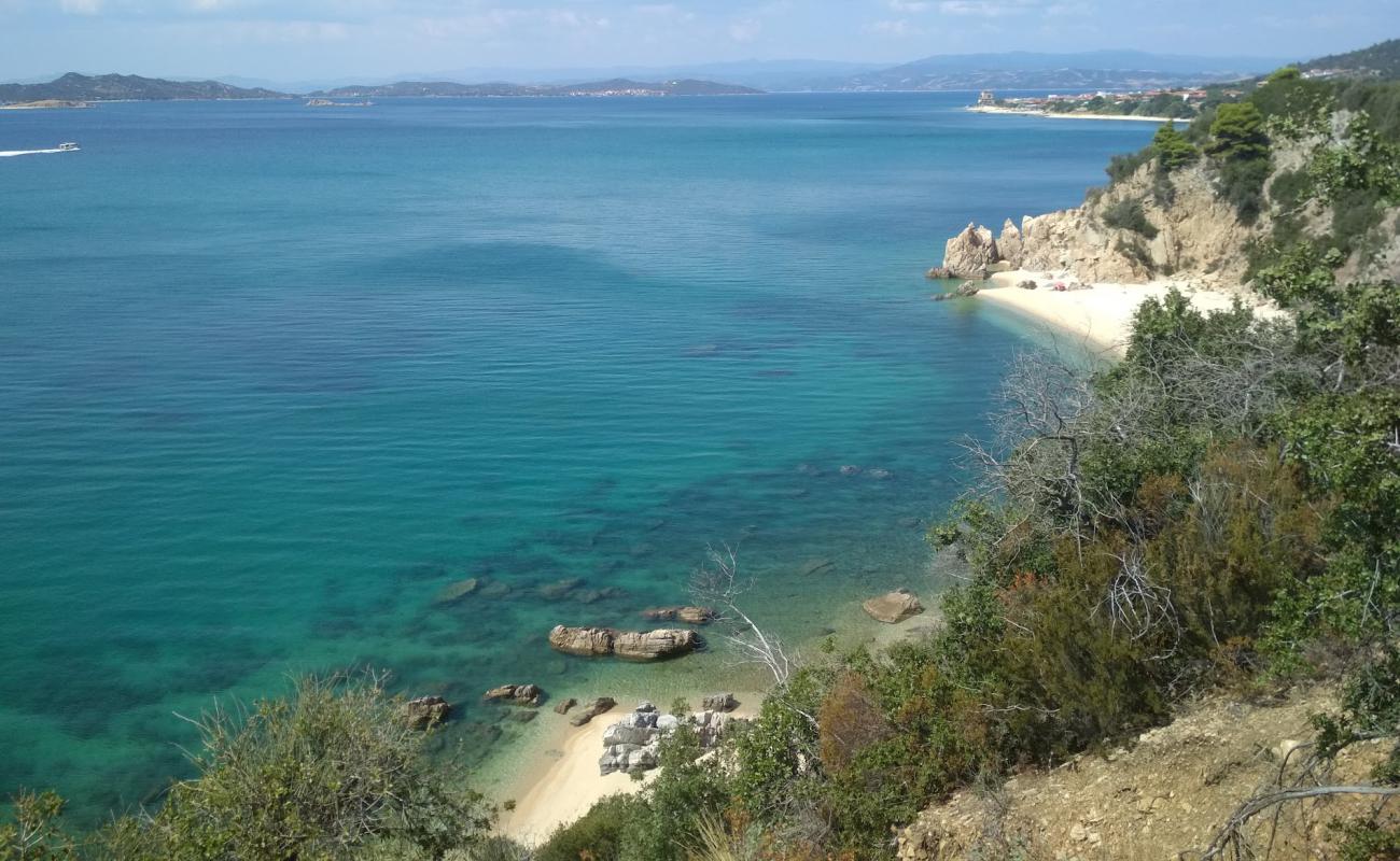 Trimi Beach'in fotoğrafı açık bej kum yüzey ile