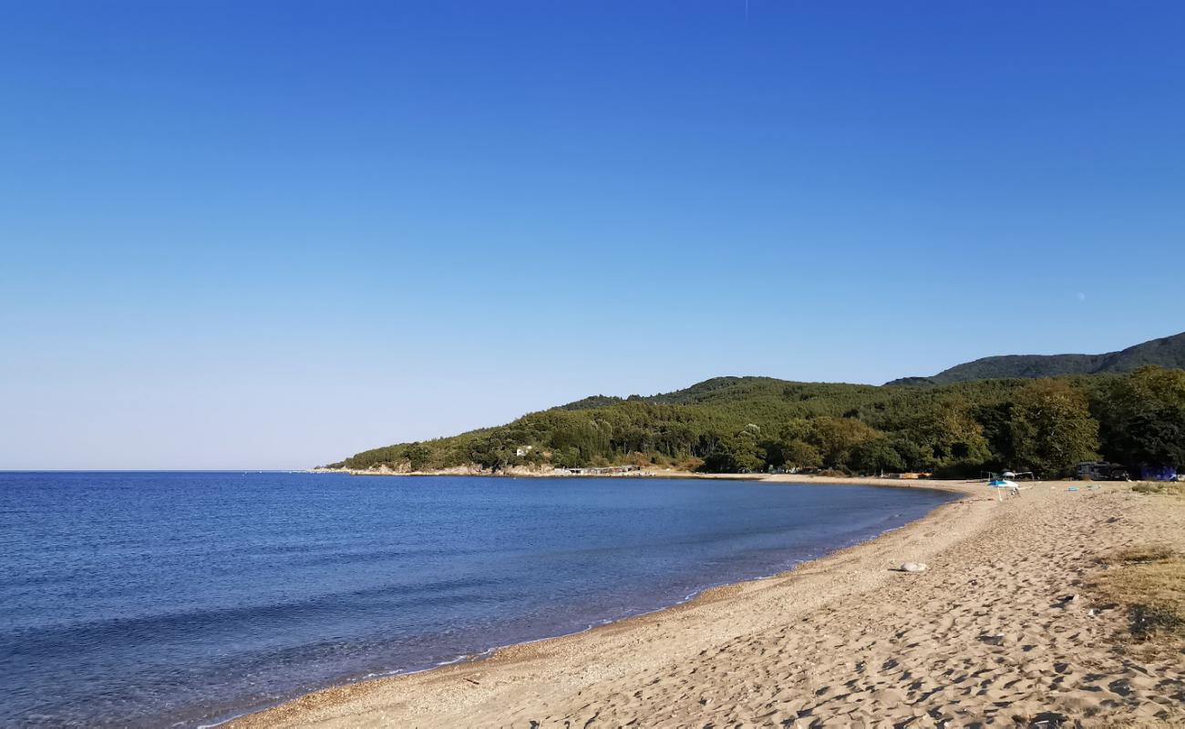 Brostomnitsa Beach III'in fotoğrafı parlak kum yüzey ile