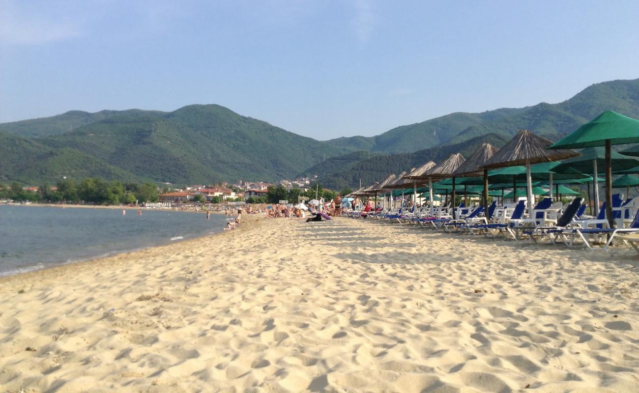 Stavros Beach II'in fotoğrafı açık bej kum yüzey ile