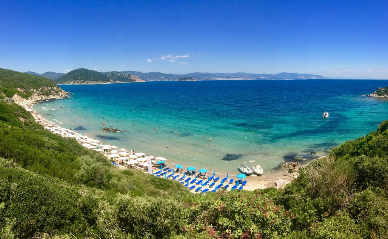 Vrasidas Plajı'in fotoğrafı parlak kum yüzey ile