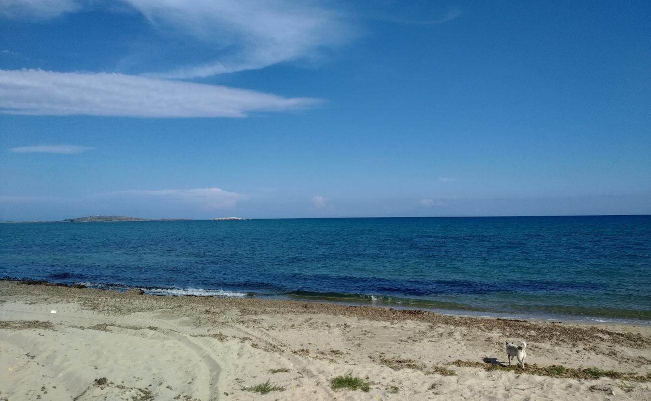 Glyfada beach'in fotoğrafı açık bej kum yüzey ile
