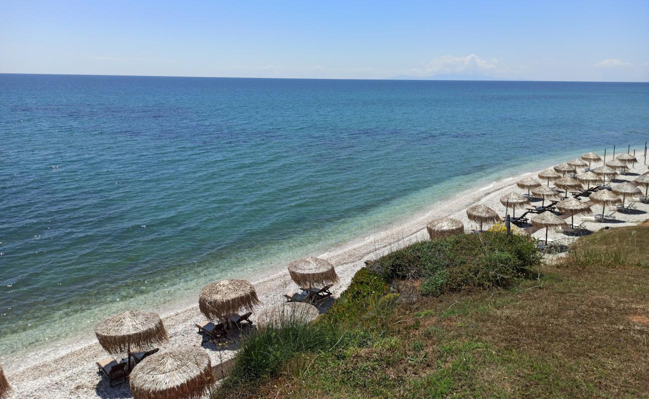 Kaukelec beach'in fotoğrafı beyaz çakıl taş yüzey ile