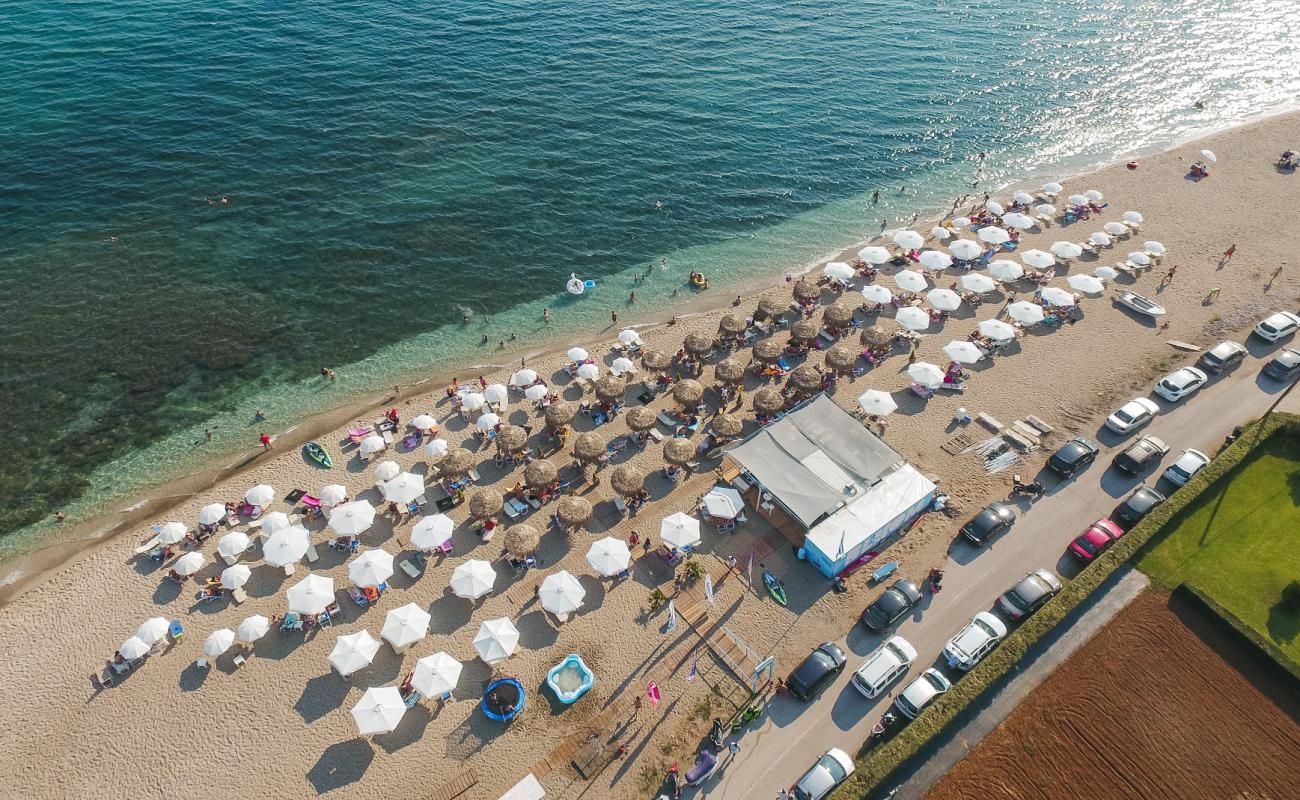 Mesimvrias beach'in fotoğrafı küçük bej çakıl yüzey ile