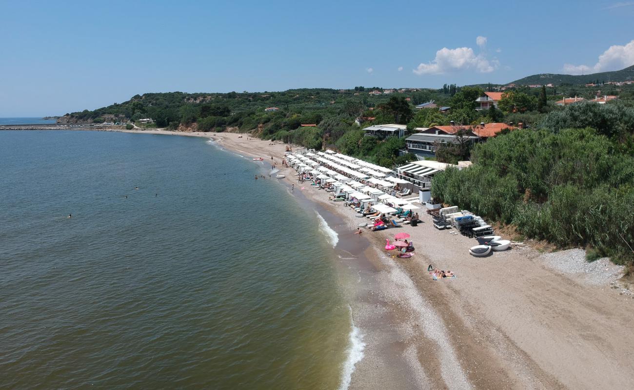 Saint Georgii beach'in fotoğrafı çakıl ile kum yüzey ile