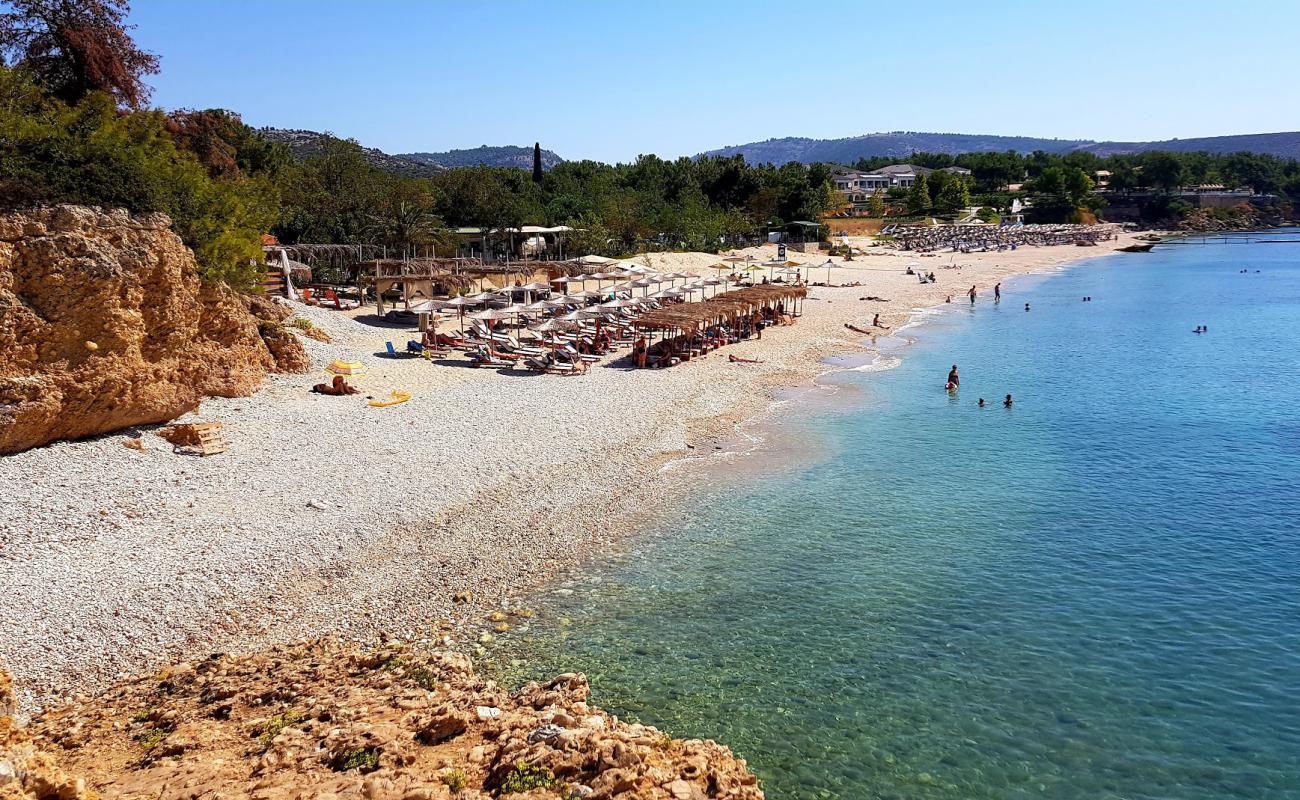 Camping beach'in fotoğrafı hafif ince çakıl taş yüzey ile