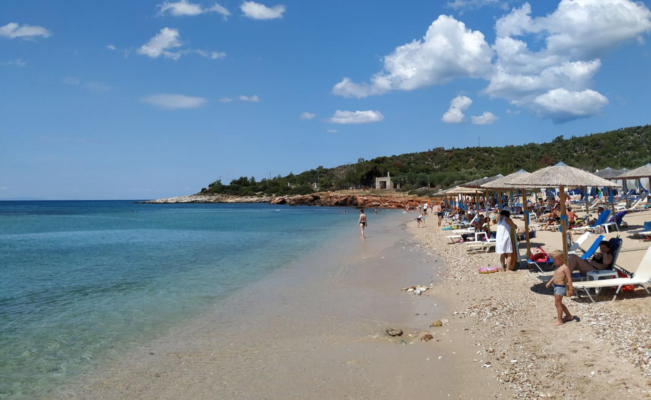 Psili Ammos'in fotoğrafı açık bej kum yüzey ile