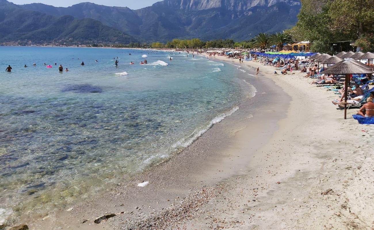 Golden beach'in fotoğrafı beyaz ince kum yüzey ile