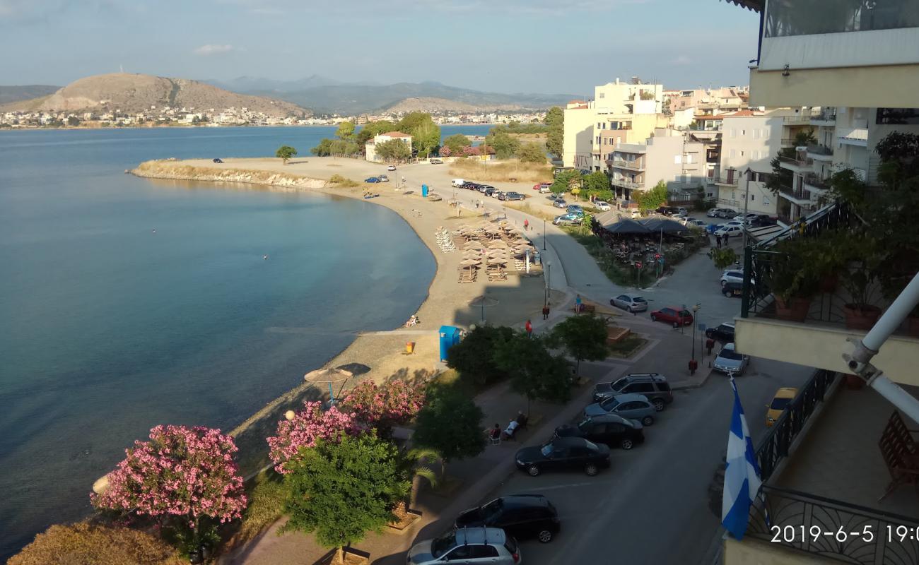 Papathanasiou beach'in fotoğrafı gri kum ve çakıllar yüzey ile