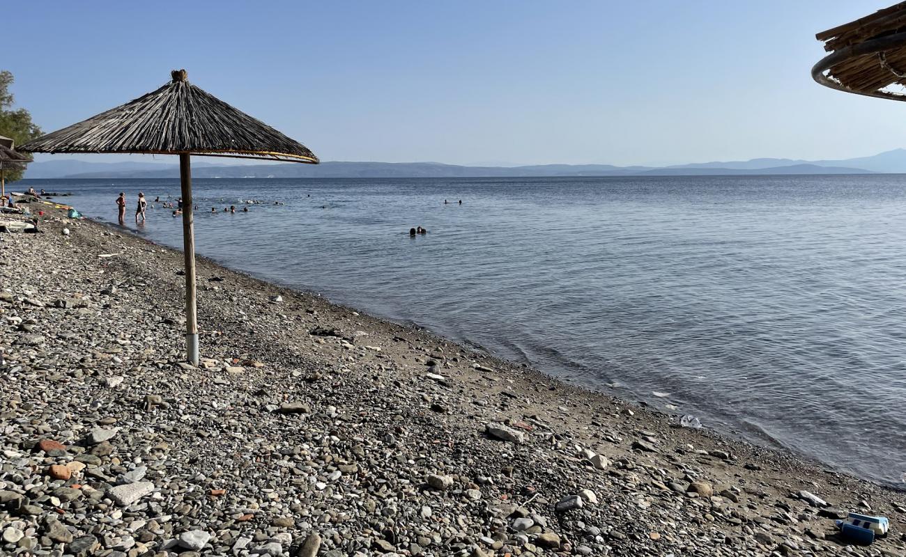 Kioski Beach'in fotoğrafı taşlı kum yüzey ile