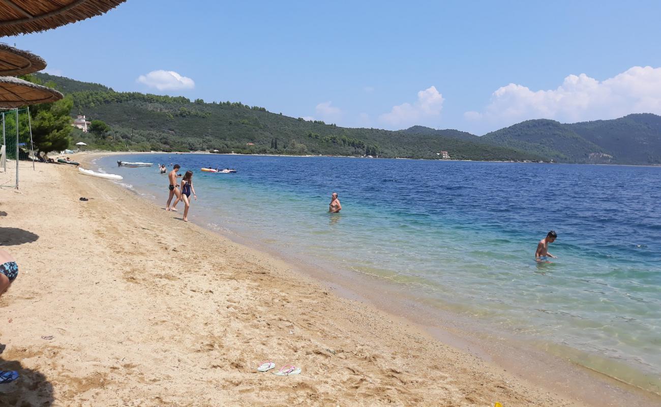 Porto Pefko'in fotoğrafı parlak kum yüzey ile