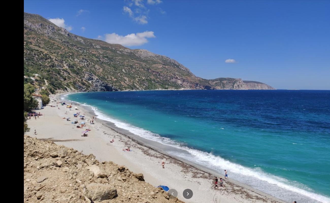 Korasida beach'in fotoğrafı hafif ince çakıl taş yüzey ile