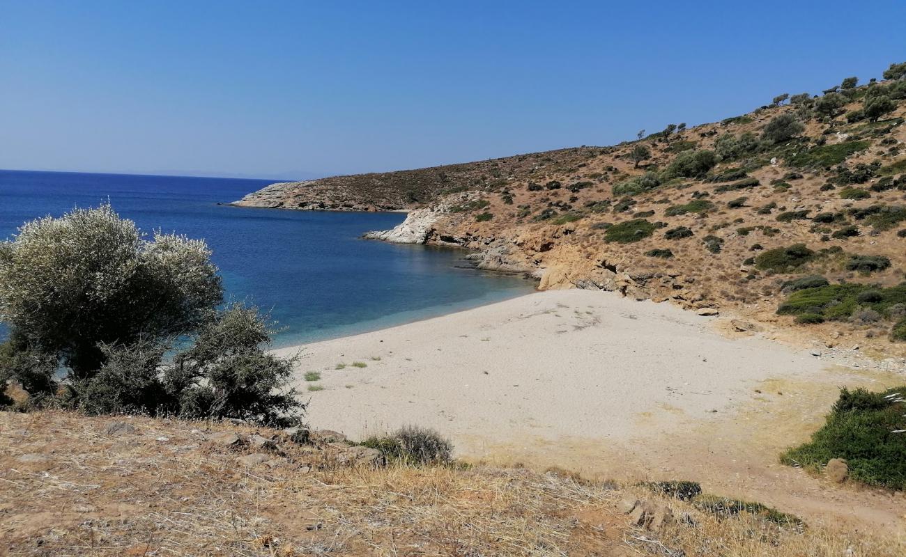 Erodios 3rd beach'in fotoğrafı açık bej kum yüzey ile