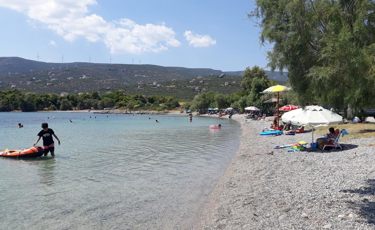 Kalami beach'in fotoğrafı kahverengi çakıl yüzey ile
