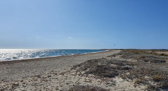 Aliki beach