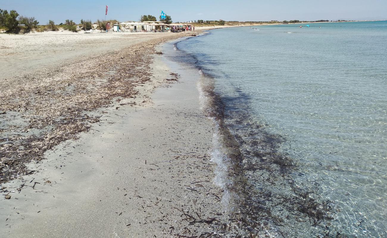 Paralia Keros'in fotoğrafı açık bej kum yüzey ile