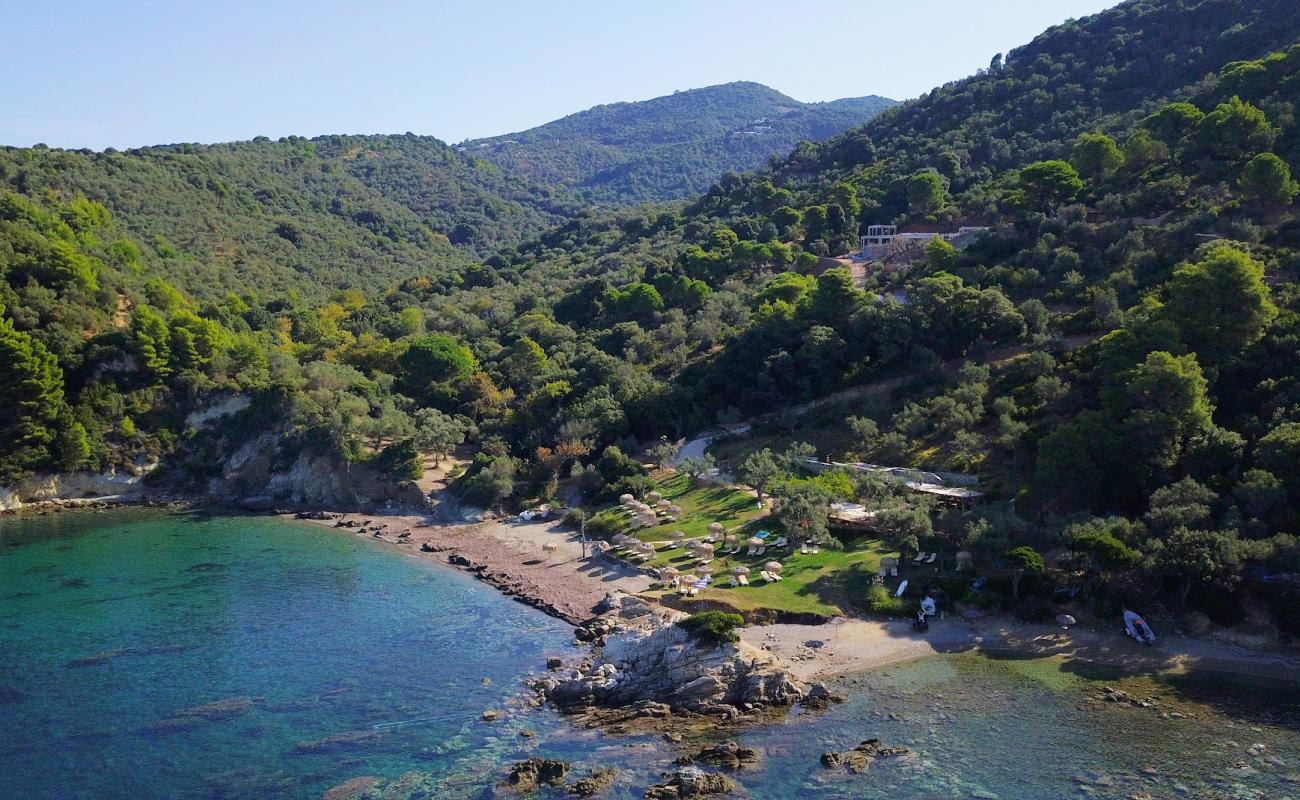 Kehria beach'in fotoğrafı gri kum ve çakıllar yüzey ile