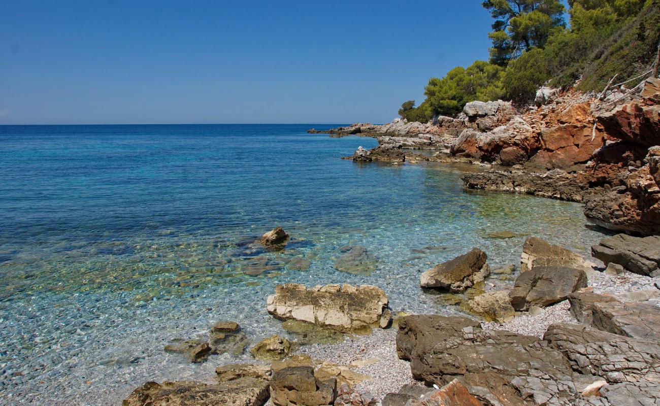 Atsitsa beach II'in fotoğrafı hafif çakıl yüzey ile