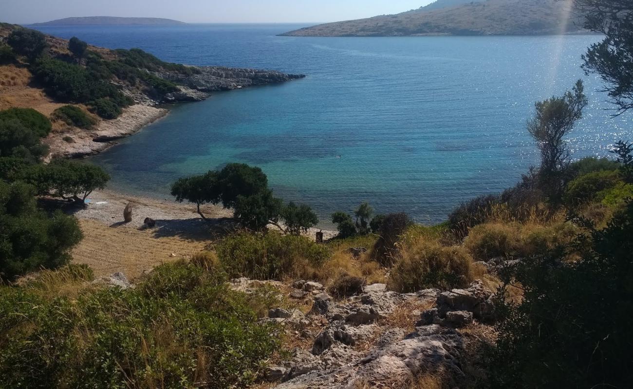 Agios Nikolaos beach'in fotoğrafı çakıl ile kum yüzey ile