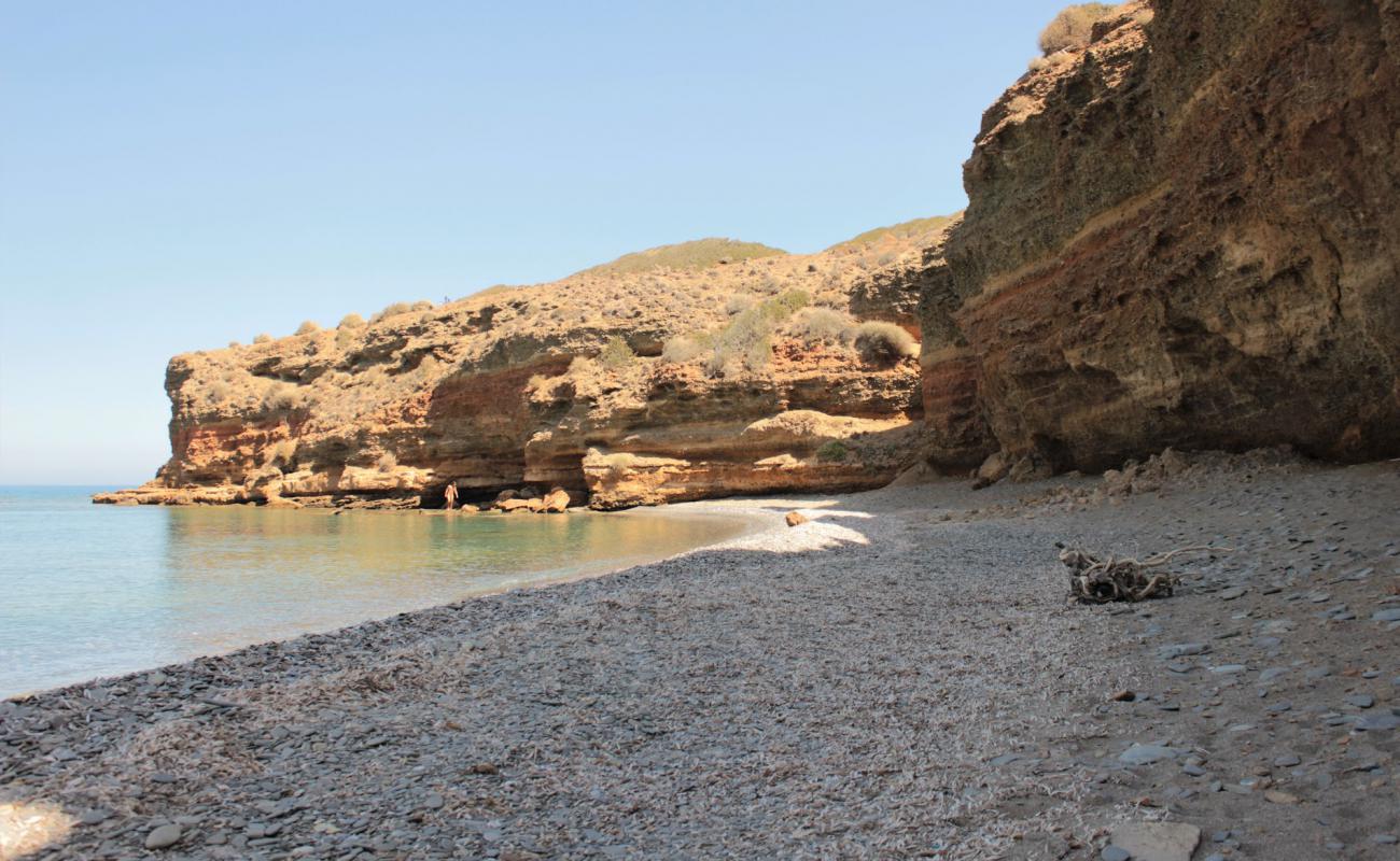 Papa Mina Beach'in fotoğrafı gri ince çakıl taş yüzey ile