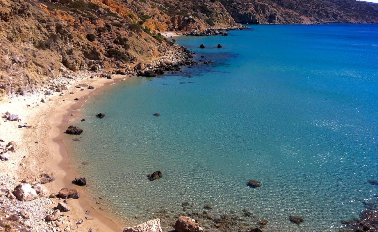 Lafrans beach'in fotoğrafı kahverengi kum yüzey ile