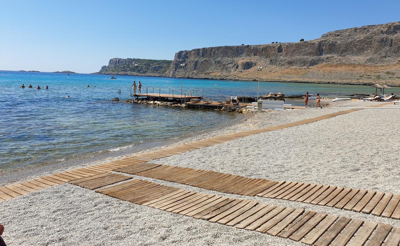 Mitsis Lindos Plajı II'in fotoğrafı hafif çakıl yüzey ile