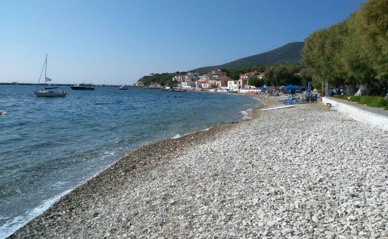 Pappa beach II'in fotoğrafı çakıl ile kum yüzey ile