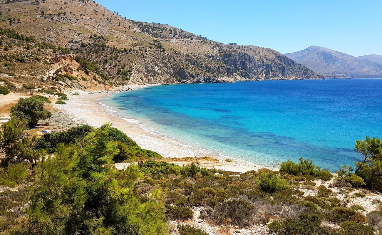 Makri Ammos'in fotoğrafı bej çakıl yüzey ile