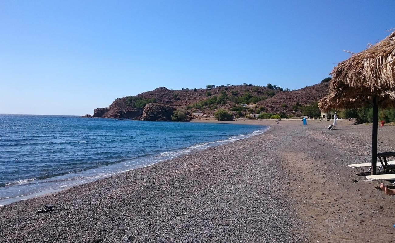 Limnos Beach'in fotoğrafı gri kum ve çakıl yüzey ile