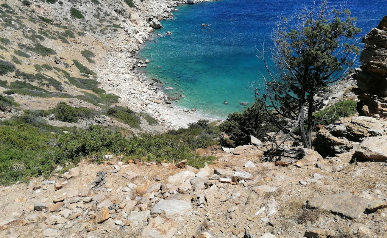 Kalo Avlaki'in fotoğrafı taşlar yüzey ile