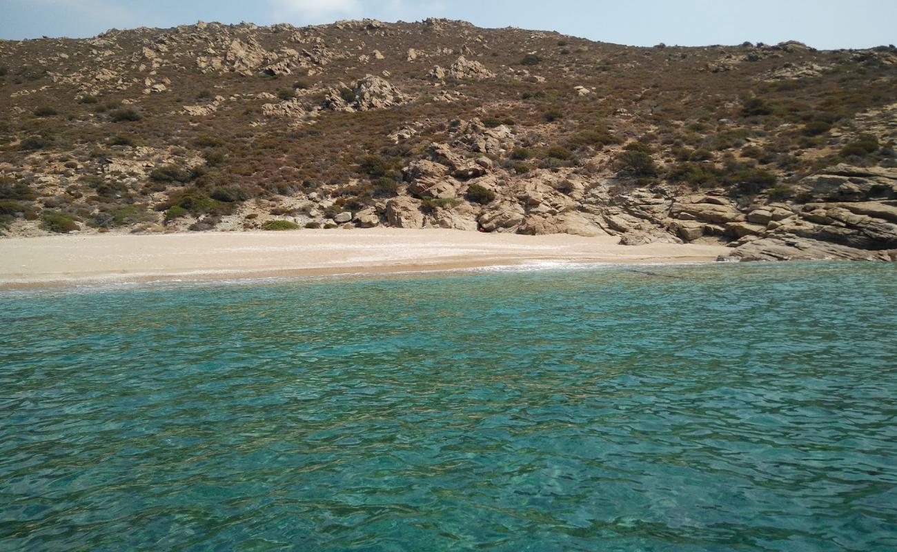 Pepa beach'in fotoğrafı parlak kum yüzey ile