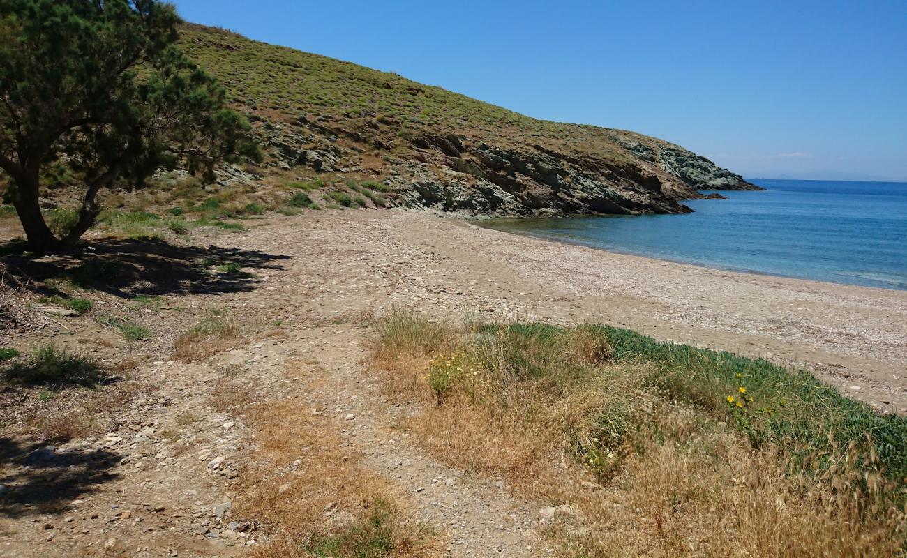 Platia Ammos'in fotoğrafı bej kum ve çakıl yüzey ile