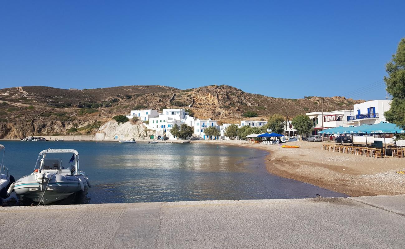 Psathi beach'in fotoğrafı çakıl ile kum yüzey ile