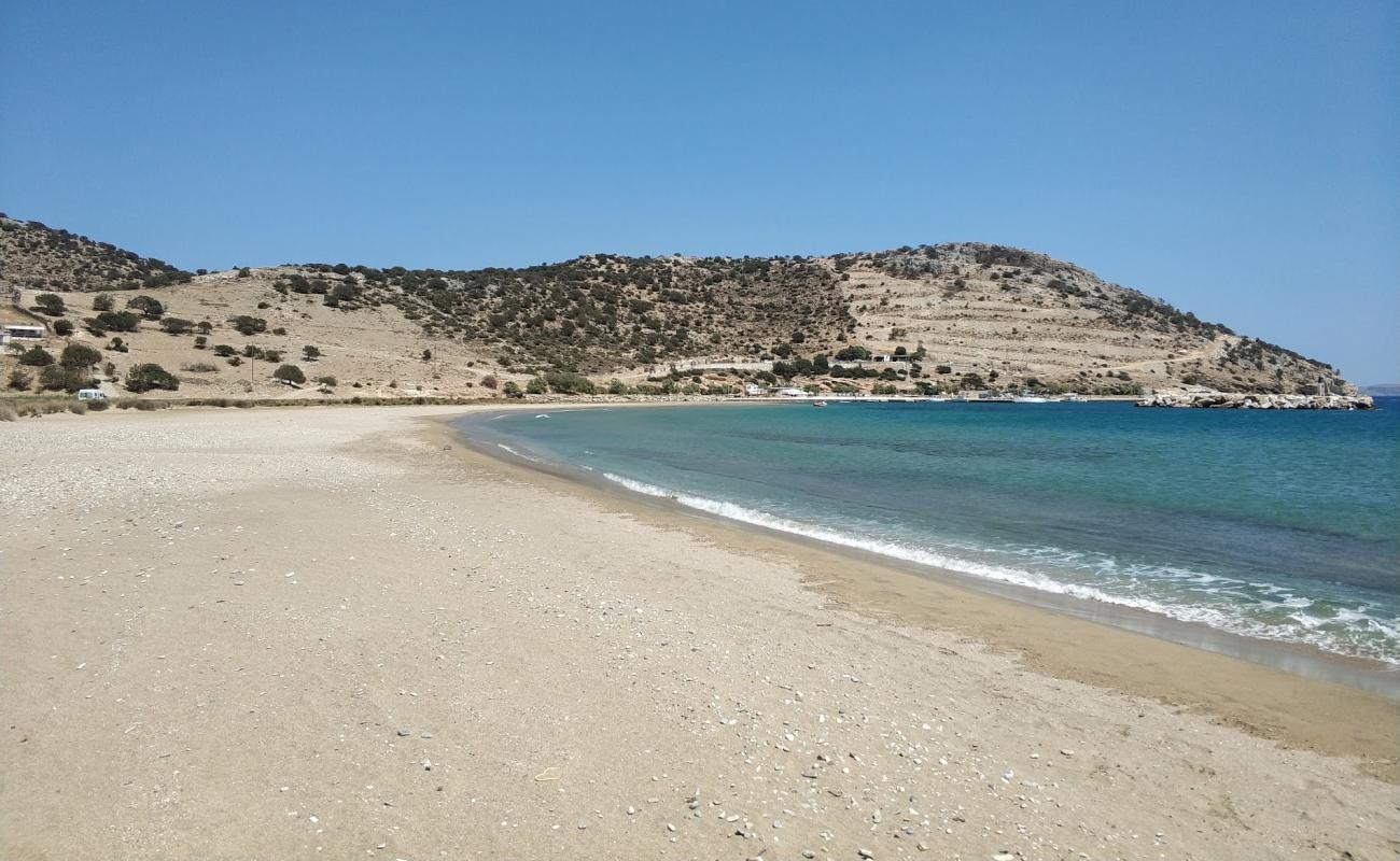 Kalados Plajı'in fotoğrafı parlak kum yüzey ile