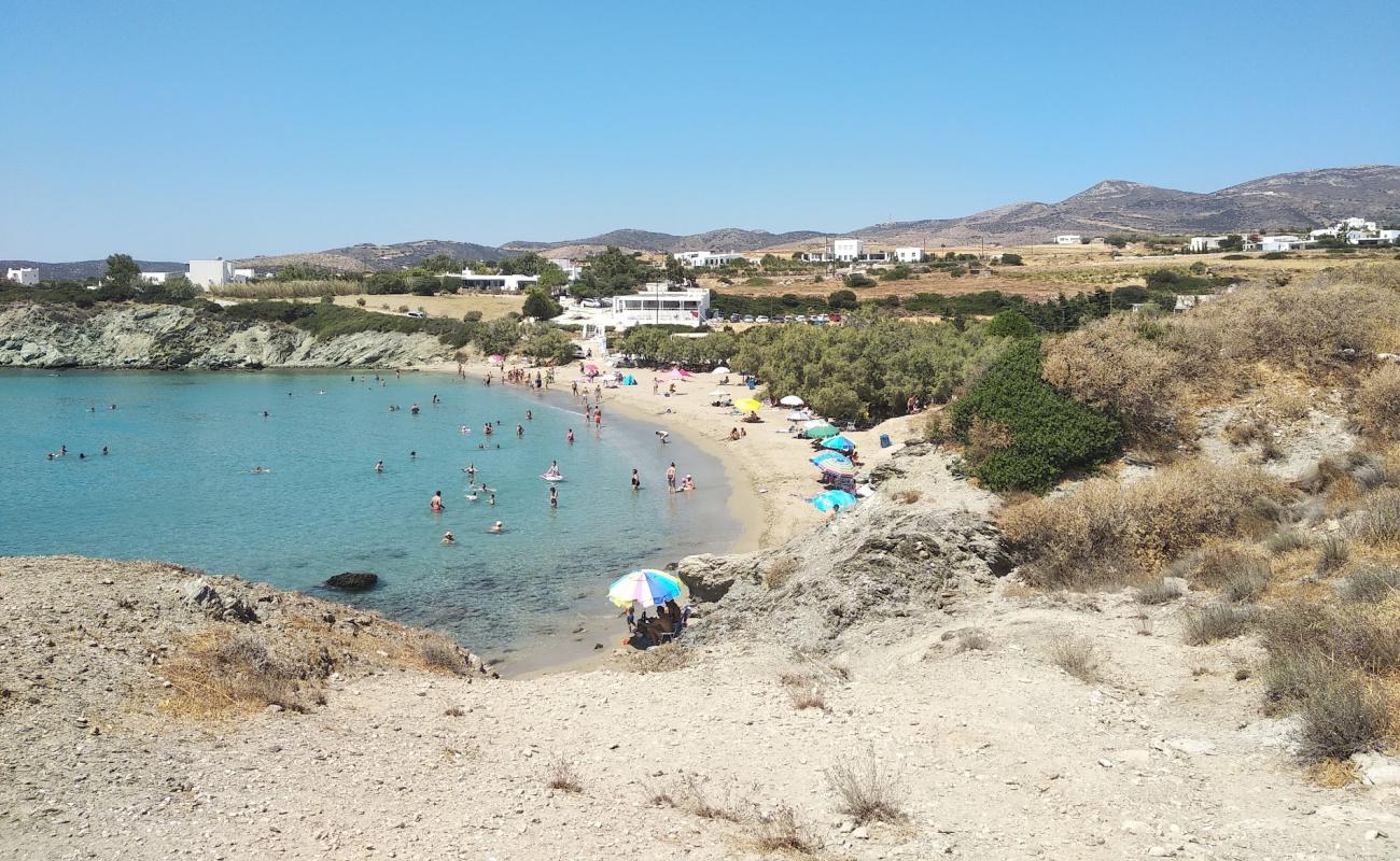 Lolandonis beach'in fotoğrafı açık bej kum yüzey ile