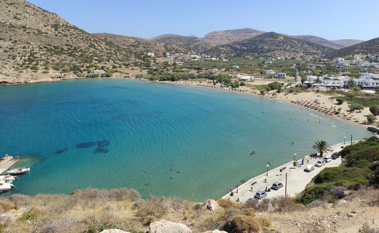 Galissas beach'in fotoğrafı kahverengi kum yüzey ile