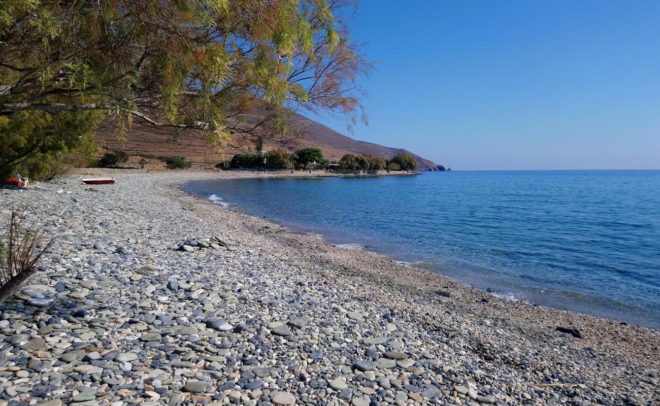 Lichnaftia beach'in fotoğrafı hafif çakıl yüzey ile