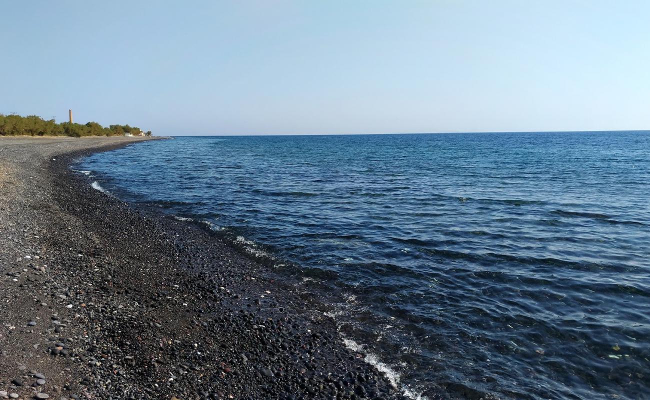 Pervolia beach'in fotoğrafı #94 yüzey ile