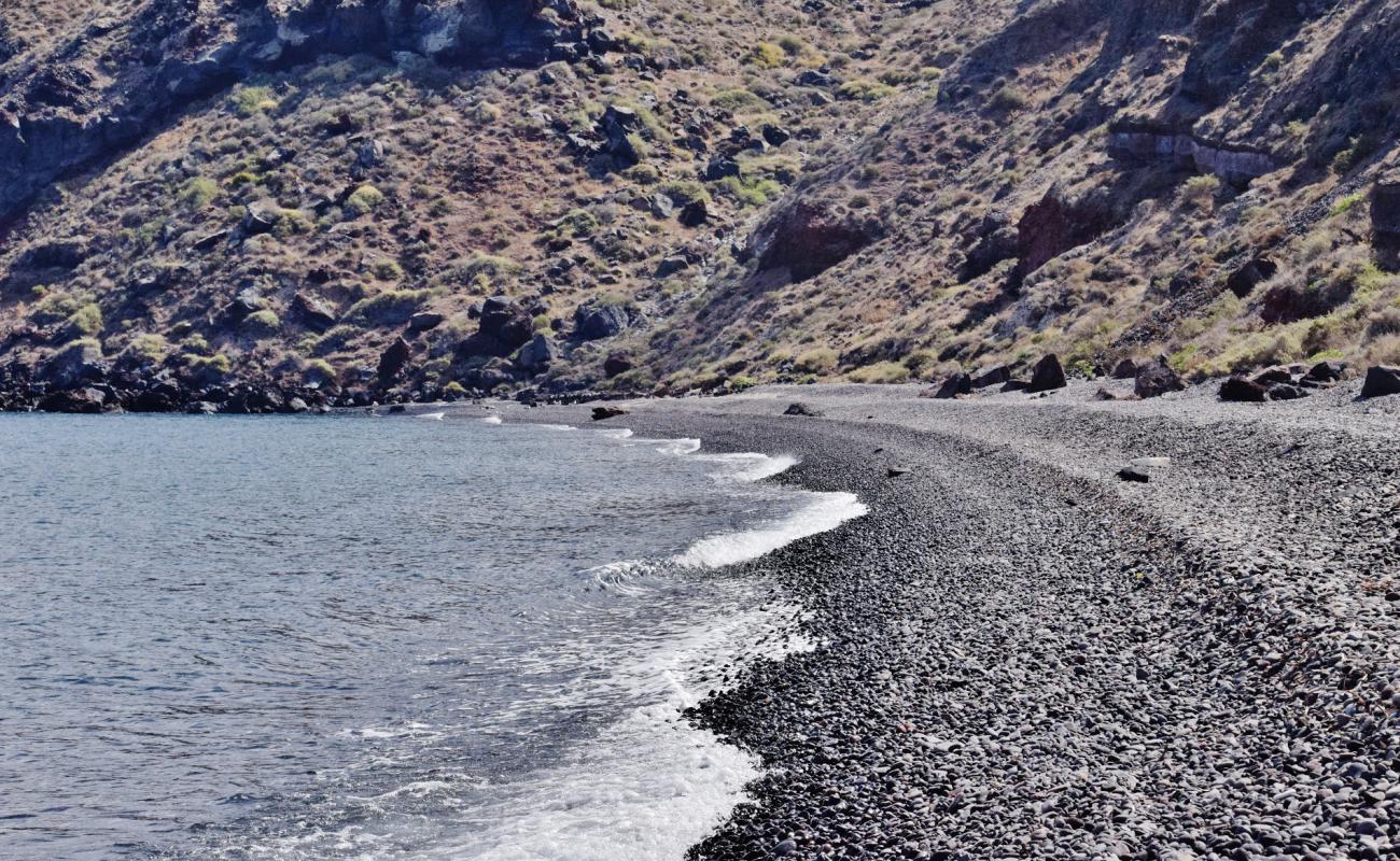 Riva beach II'in fotoğrafı gri çakıl taşı yüzey ile