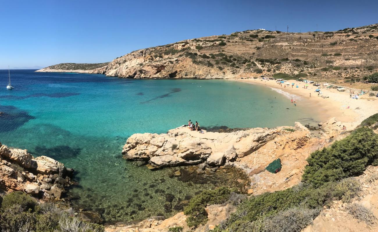 Kedros Plajı'in fotoğrafı parlak kum yüzey ile