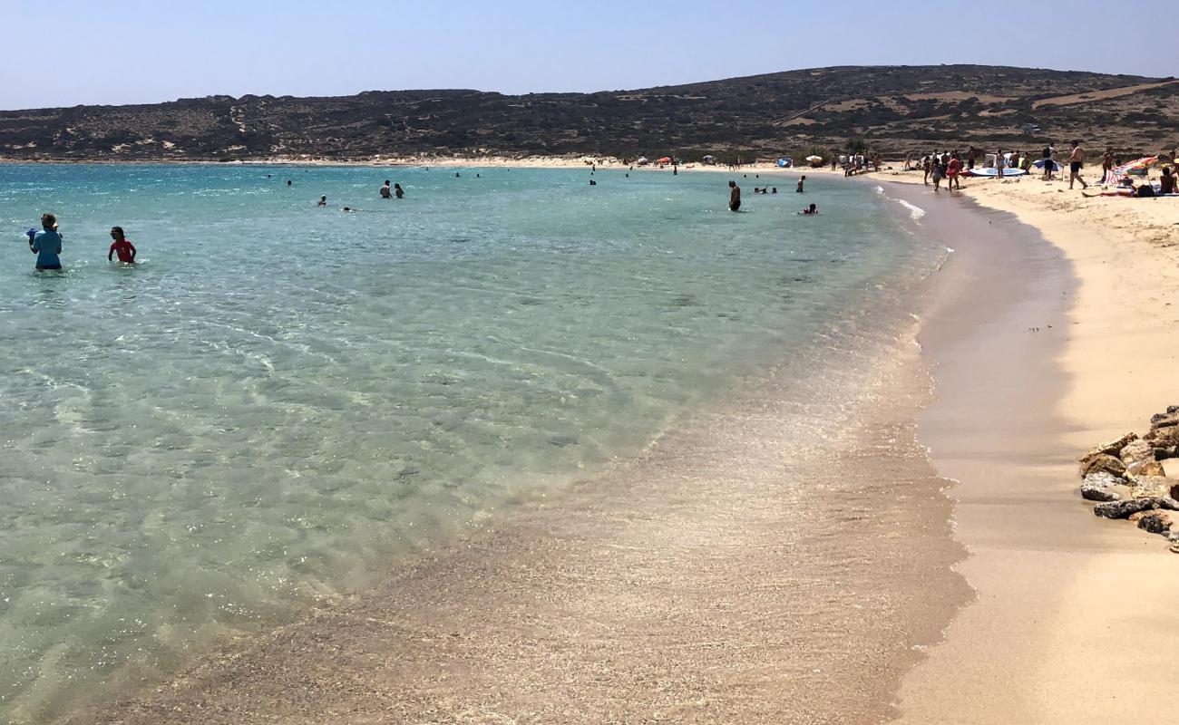 Pori Plajı'in fotoğrafı açık bej kum yüzey ile