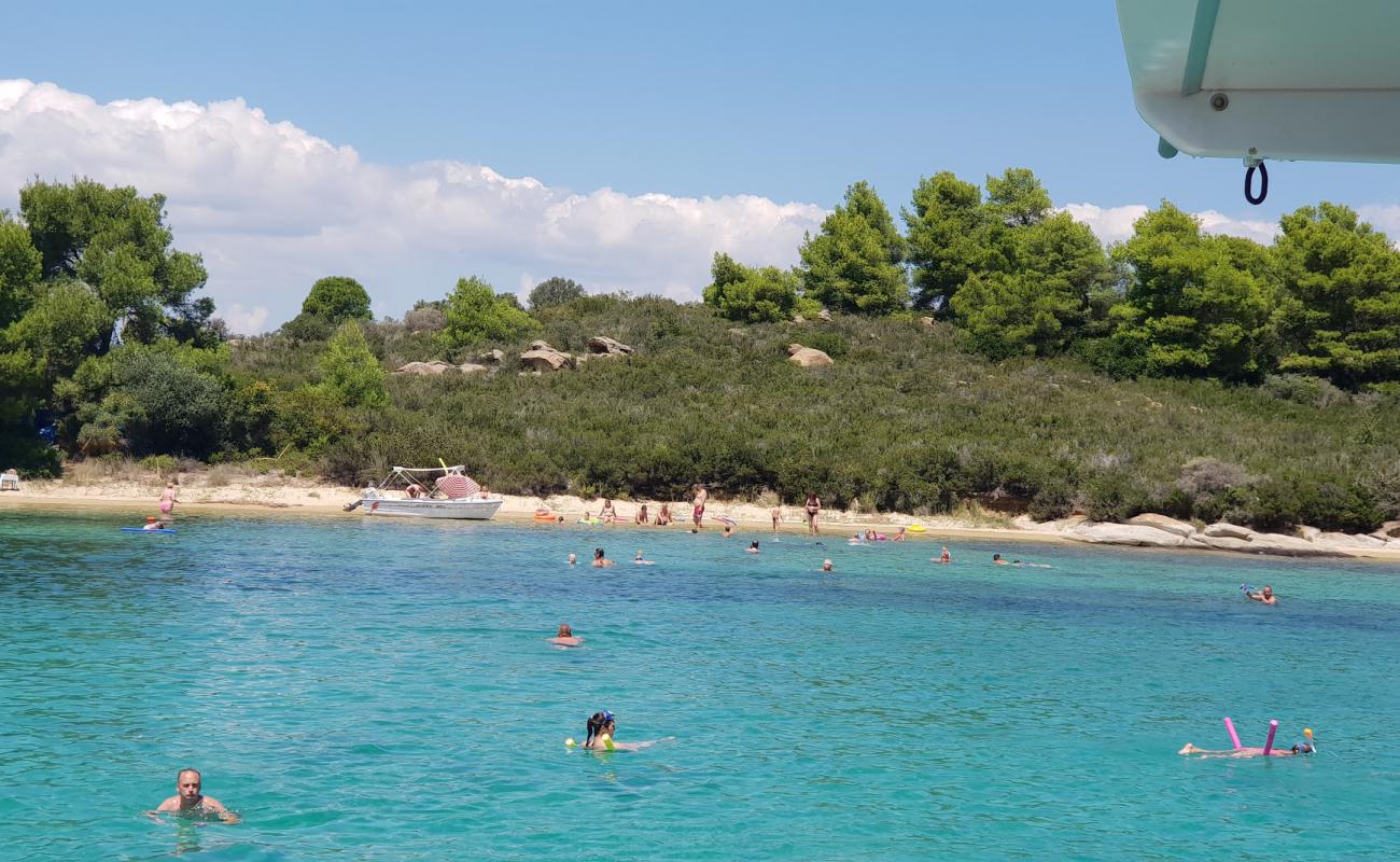 Blue Lagoon II'in fotoğrafı parlak ince kum yüzey ile