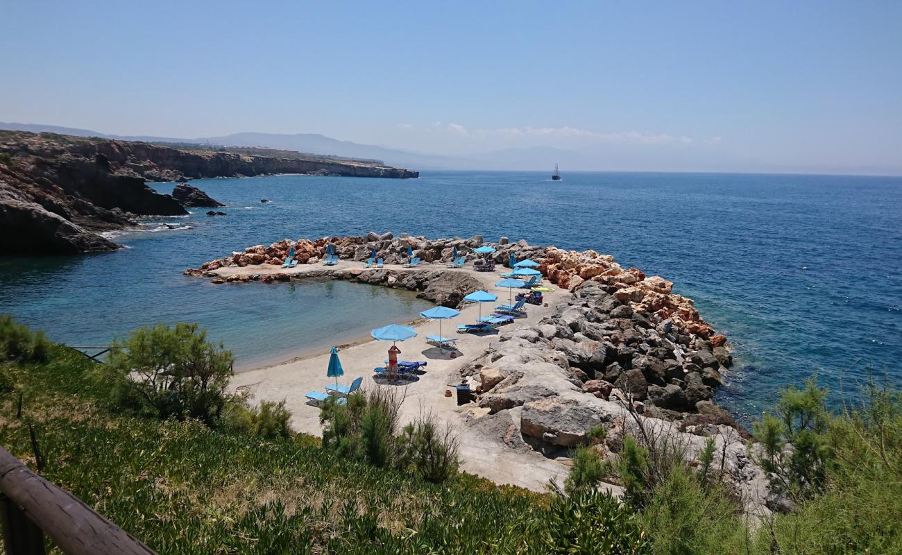 Geropotamos beach II'in fotoğrafı taşlı kum yüzey ile
