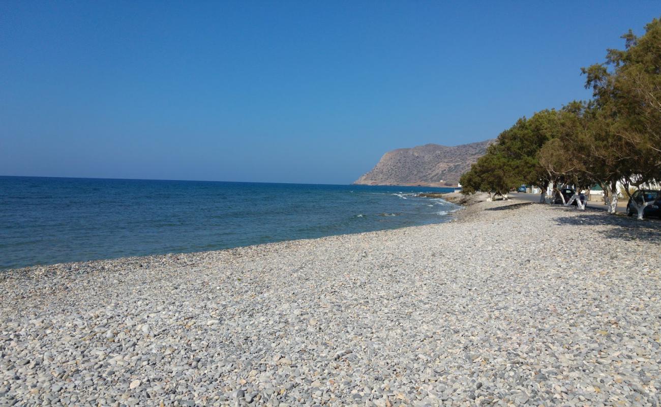 Milatos Port Beach'in fotoğrafı bej çakıl yüzey ile