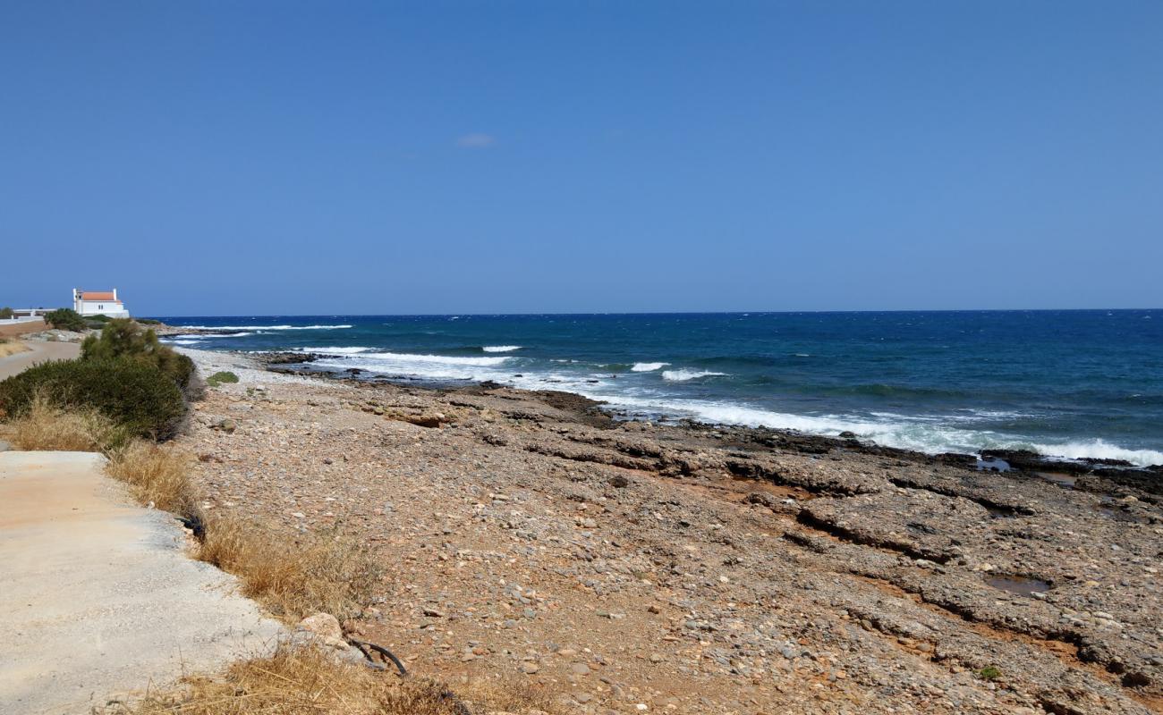 Papadiokampos beach'in fotoğrafı kayalık arazi yüzey ile